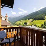 Schloegler's Apartmenthaus Apartment Neustift im Stubaital
