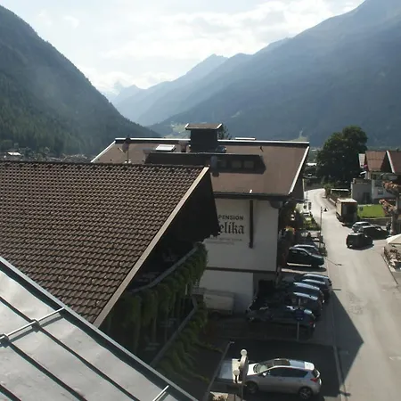 Апартаменты Schloegler's Apartmenthaus *