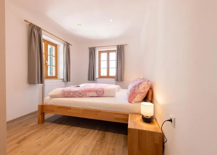 Schloegler's Apartmenthaus דירה *