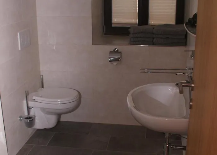 Schloegler's Apartmenthaus דירה ניוסטיפט אים סטובאיטל