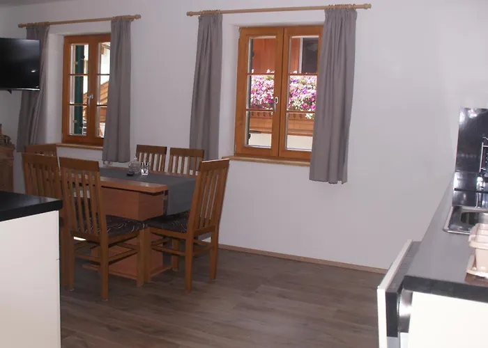 Schloegler's Apartmenthaus