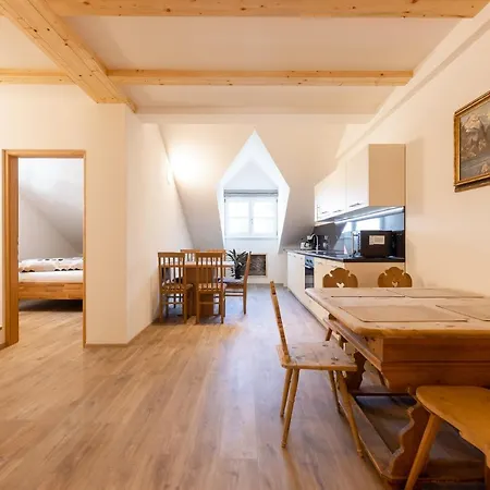 Lägenhet Schloegler's Apartmenthaus *